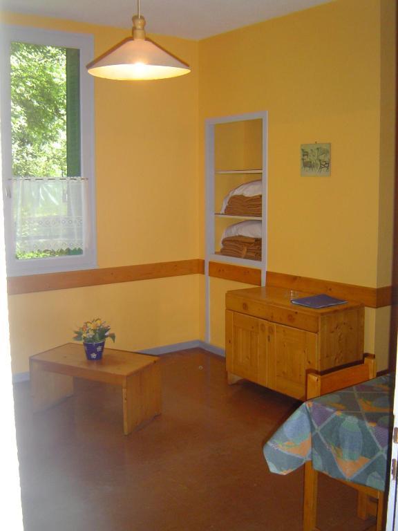 Appartements Les Pins Cierp Extérieur photo